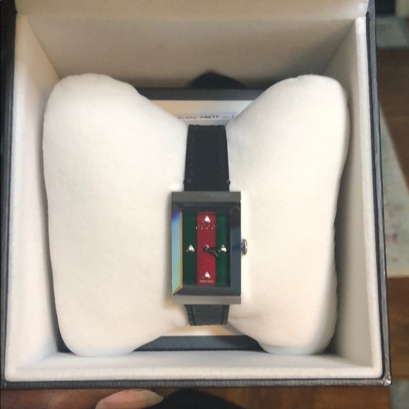 Women’s Gucci watch